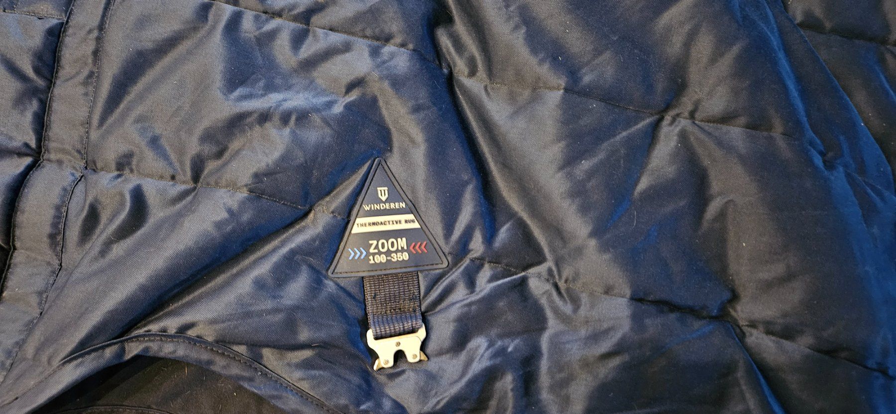 Coperte: Winderen Stalldecke, Thermoactive inkl. Halsteil, 155cm – Usato da Neerach venduto da van_s28z 2