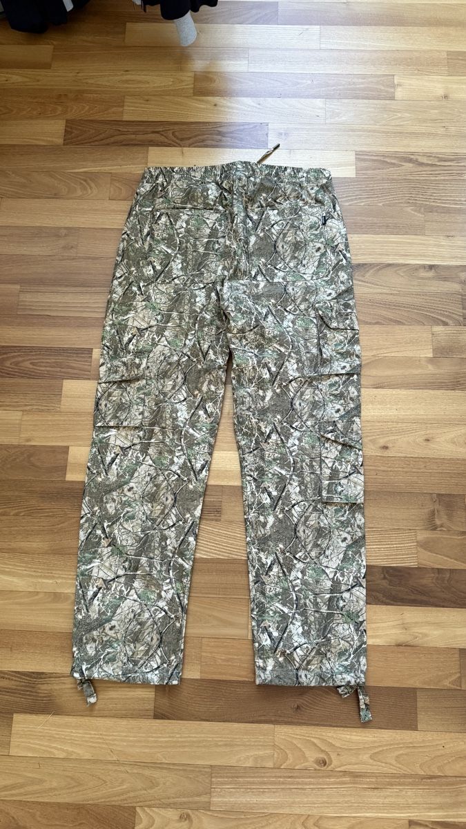 Pantaloni: Vacid hose L – Usato da Horgen venduto da Aron.zh 2