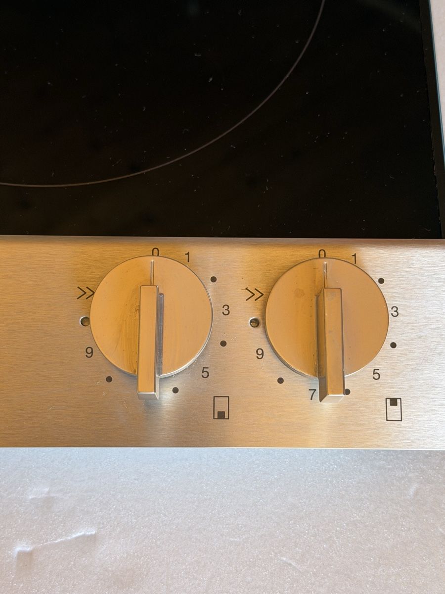 Cucine: 2  PLAQUES  À  INDUCTION  GAGGENAU – Usato da Apples venduto da Gasscret 5