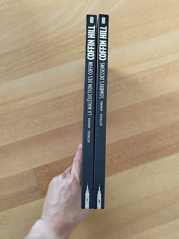 Comics: Comics Coffin Hill  – Gebraucht aus Lausanne von cha_28dn 2