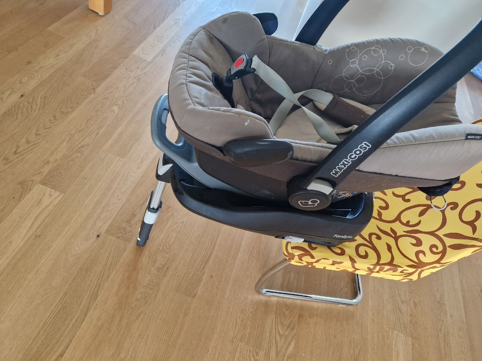 Maxi-Cosi Sièges auto: maxicosi – D'occasion à Emmen par Edowin01
