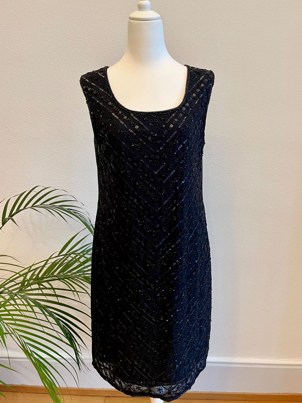 Maddison Vestiti: Festkleid MADDISON, Gr. 40, schwarz – Usato da Basel venduto da tina_2026
