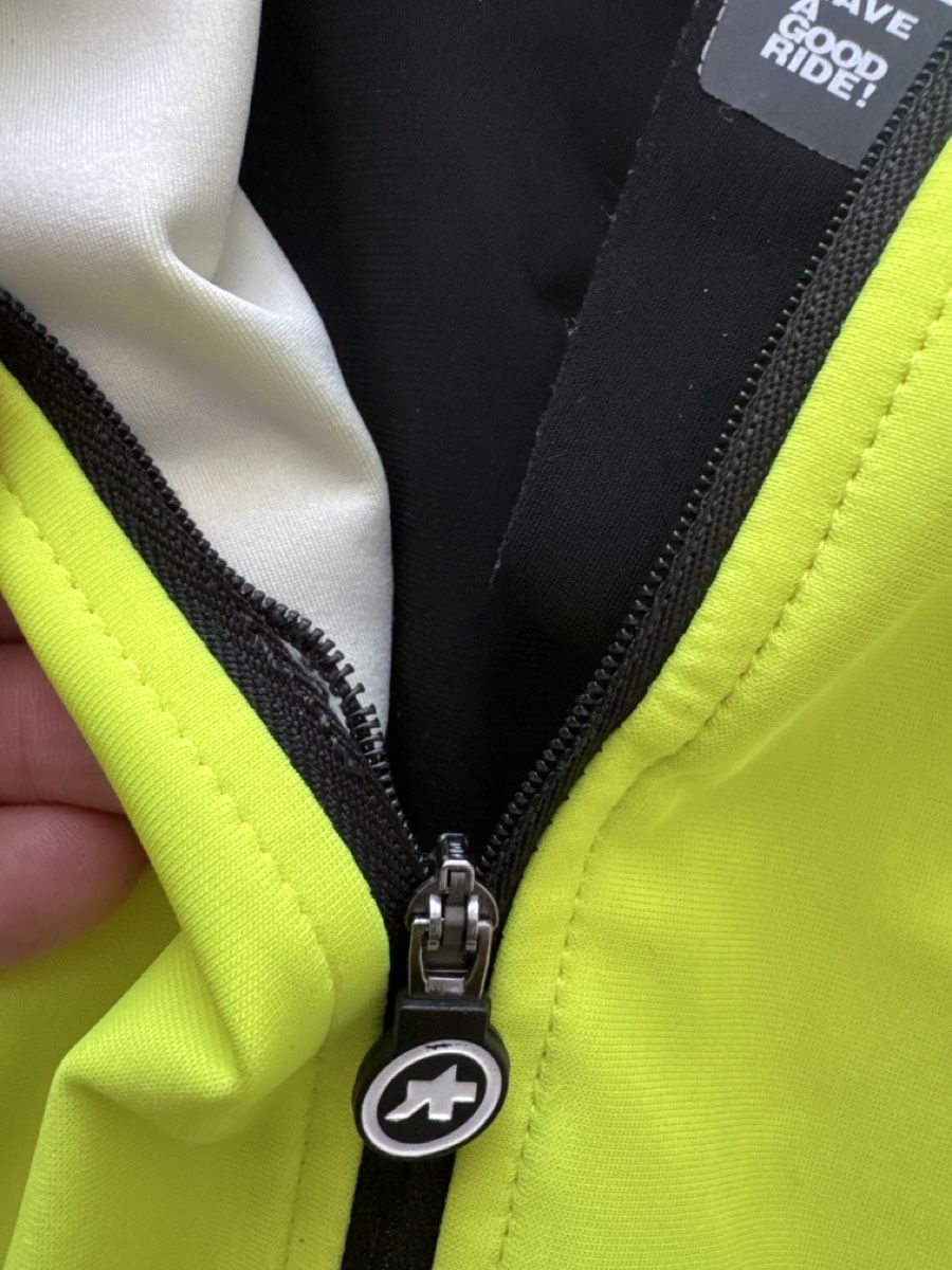 Assos Gilet & Giacche: Assos Mille GT Airblock Weste – Usato da Hunzenschwil venduto da mila012 3
