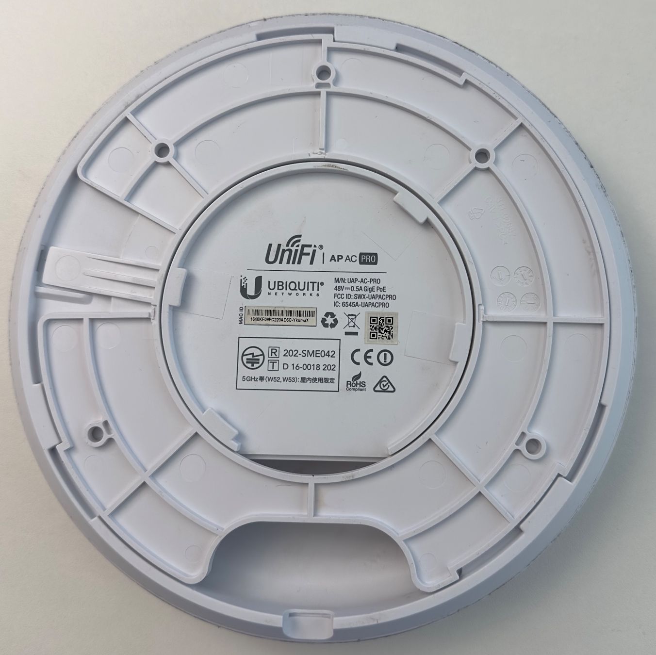 WiFi: UniFi - Ubiquiti AP AC Pro – Usato da Möhlin venduto da Anncha 1