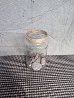 Windlicht Glas mit Jute und braunen Natursteinen, Einzelstüc