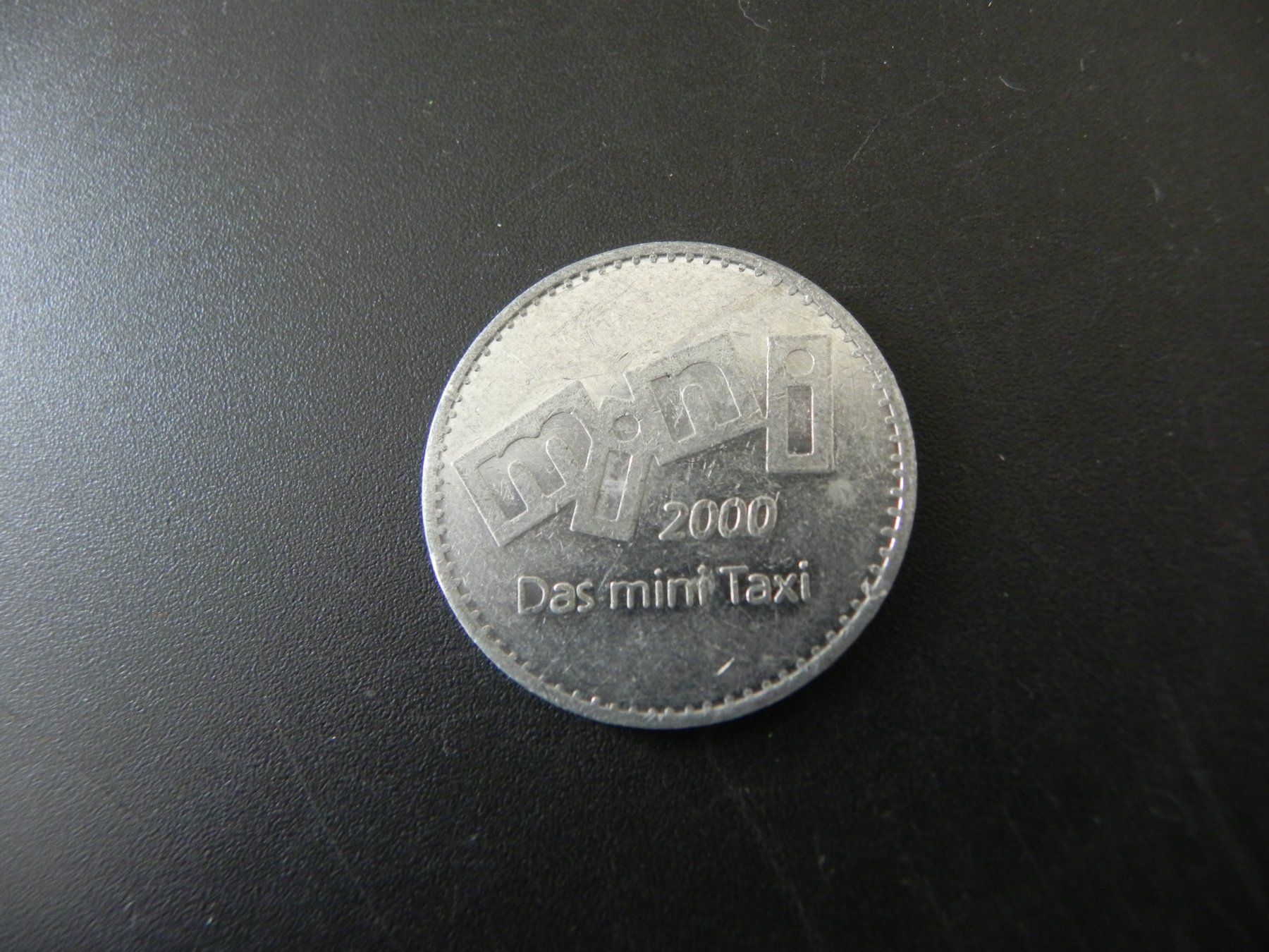 Medaillen: Taxi Jeton - Mini Taxi 2000 – Gebraucht aus Biel/Bienne von Gogolozi