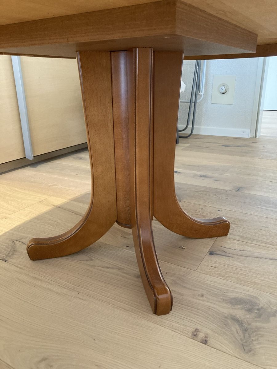 Tavoli: Wunderschöner ovaler Kirschbaumtisch, Top Zustand – Usato da Zürich venduto da Noki__ 8