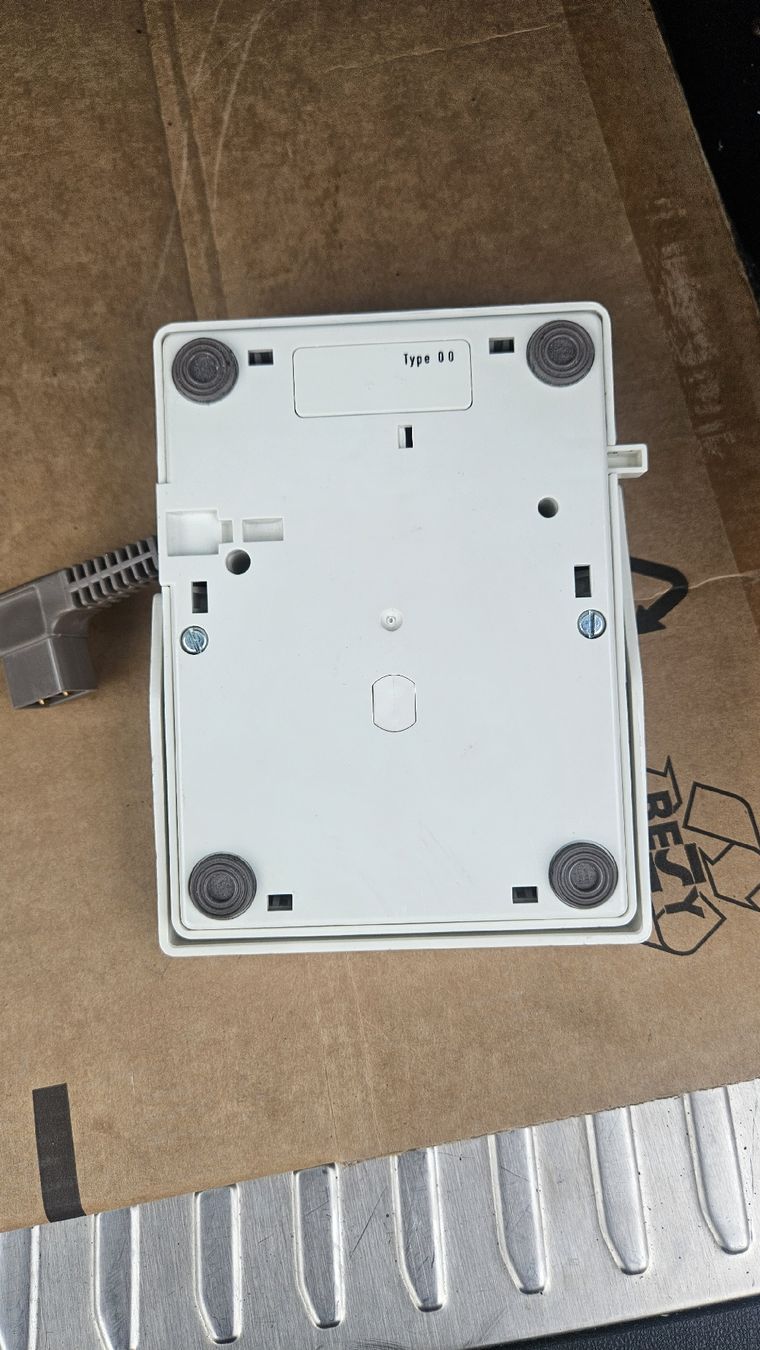Bernina Macchine da cucire: Bernina sewing machine foot pedal type 86 used condition – Usato da Sachseln venduto da laz_65cg 2