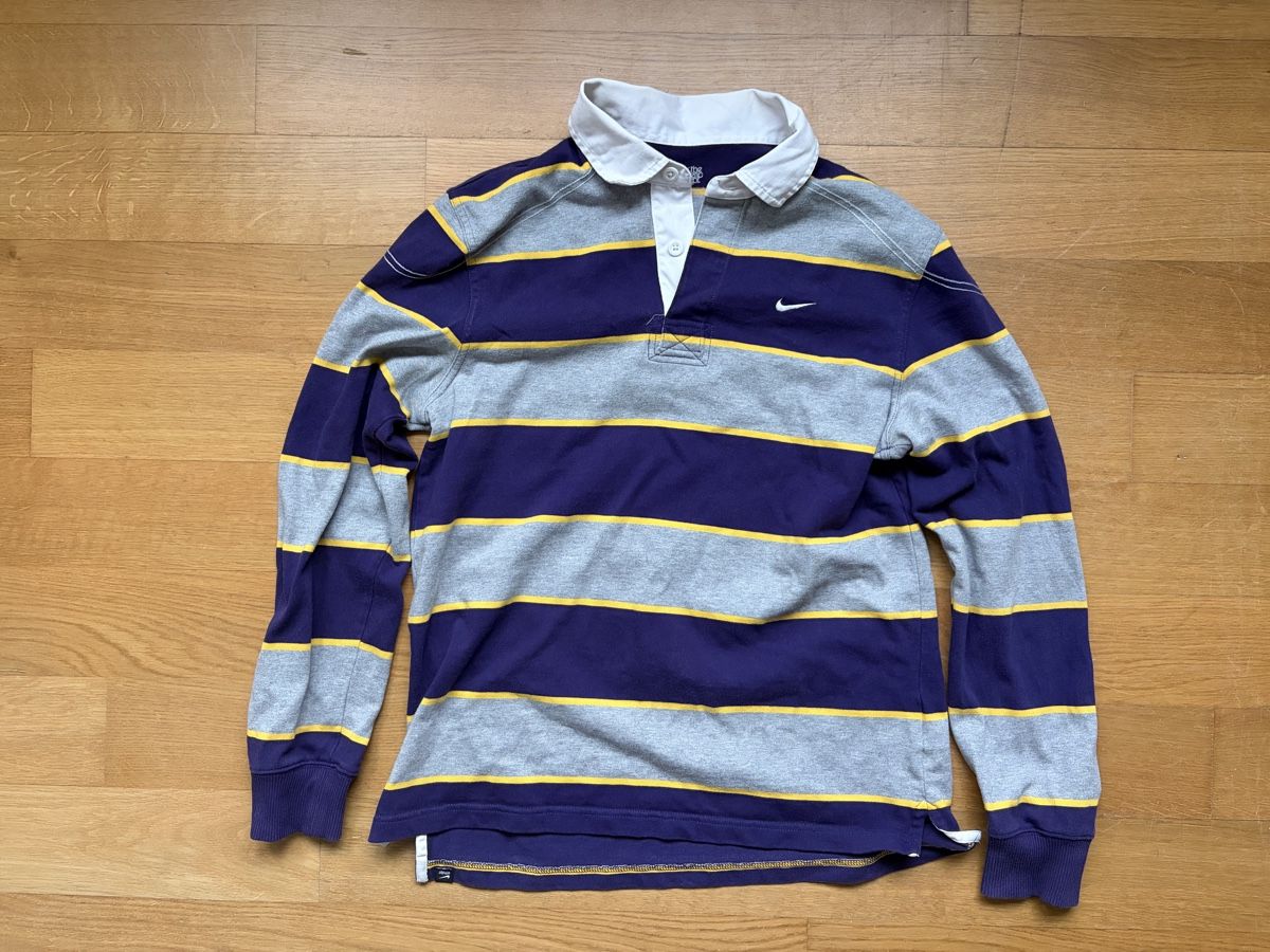 Nike Magliette Polo: Vintage Nike rugby sweatershirt – Usato da Zollikerberg venduto da dcapshop