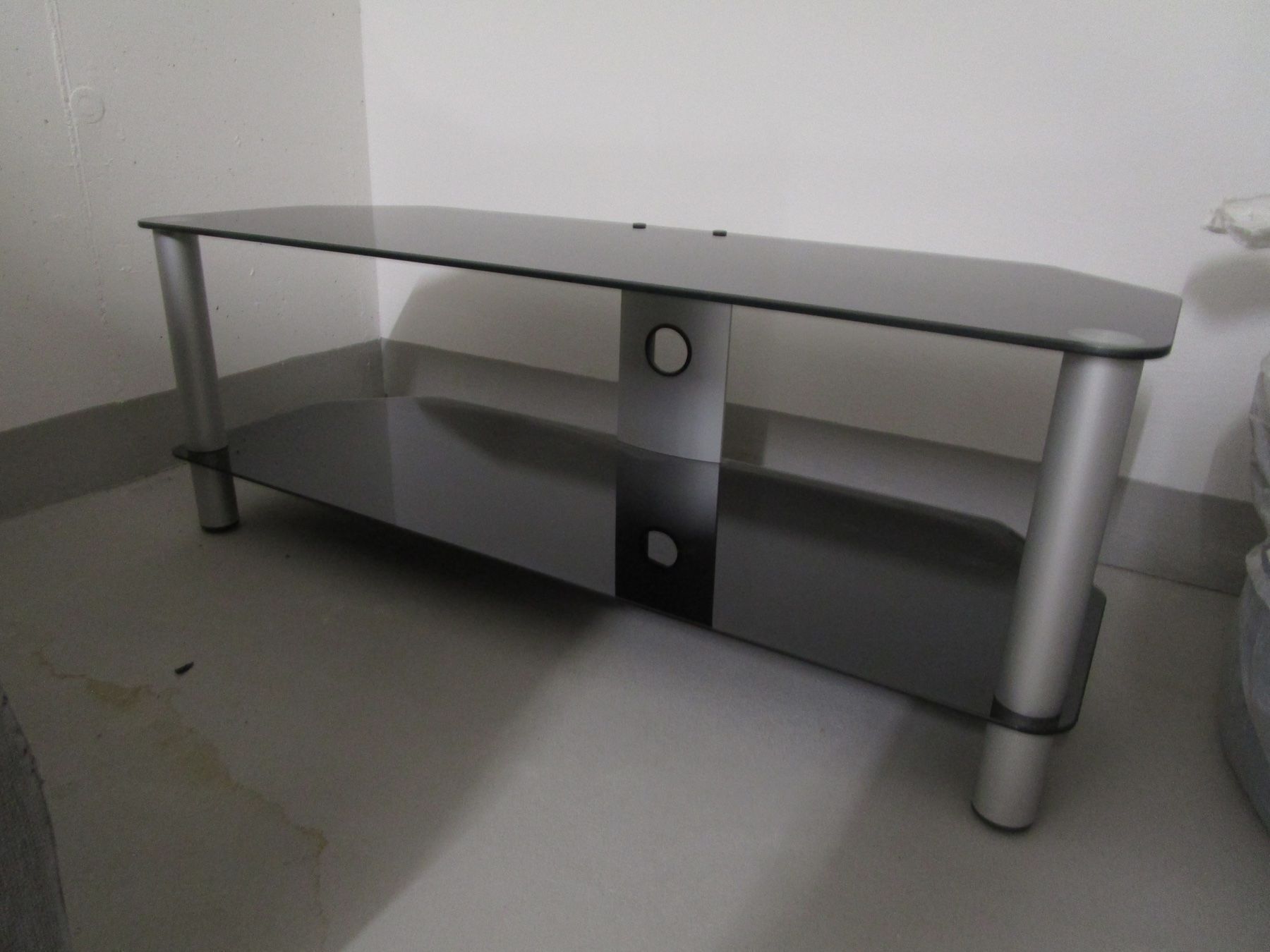 Mobili TV: TV Möbel / Glas – Usato da Bachenbuelach venduto da pat_mnk5