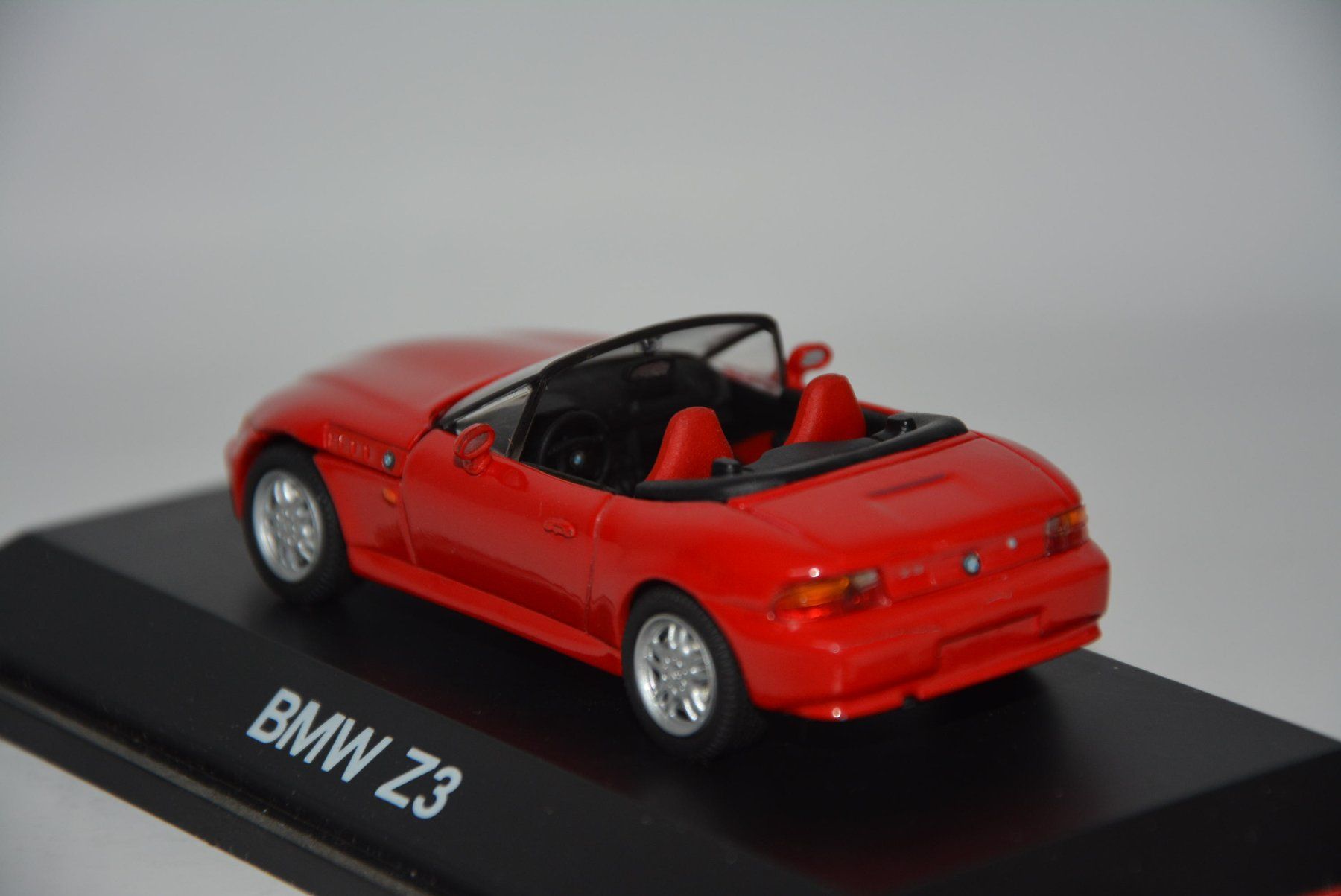 BMW Modellautos: BMW Z3 , Schuco , 1:43 – Neu und originalverpackt aus Goldach von Feivel9 7