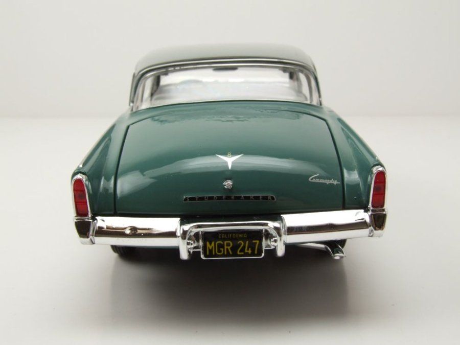 Modellautos: Studebaker Commander Starliner 1953-1955 grün / grau    1:18 – Neu und originalverpackt aus Gerlafingen von espero88 4