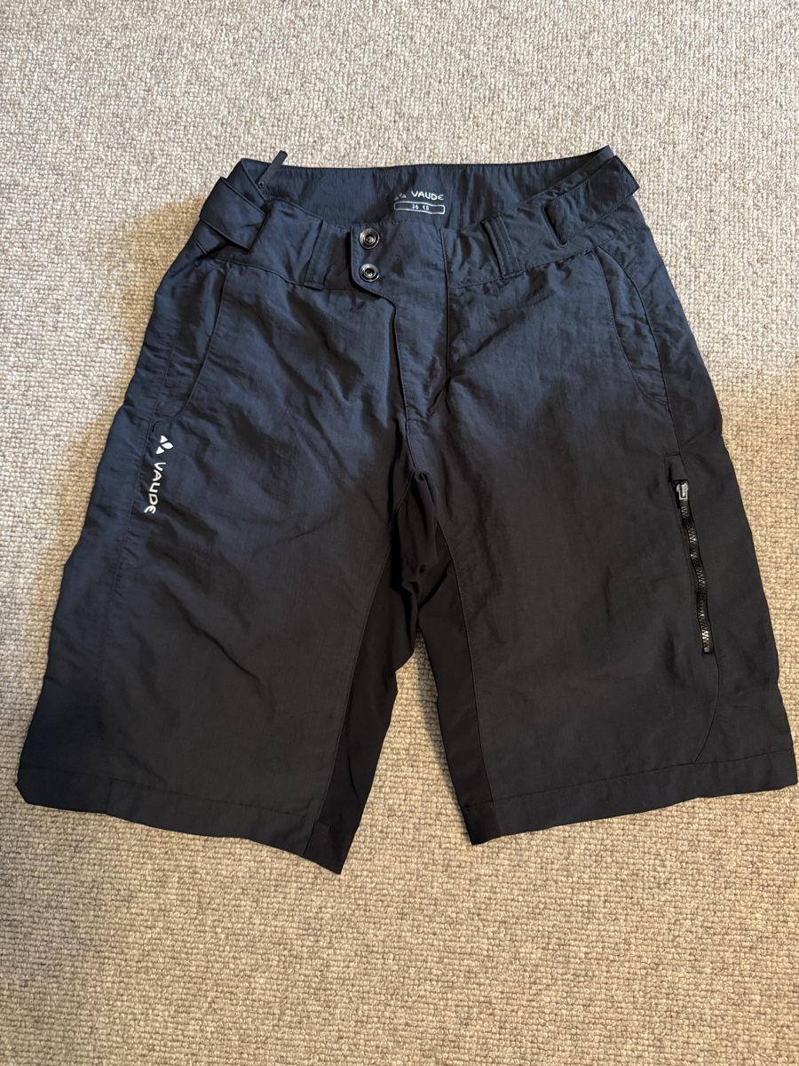 Vaude Pantaloni: Vaude Womens Siros Short Velohose – Usato da Cham venduto da carmenblacky