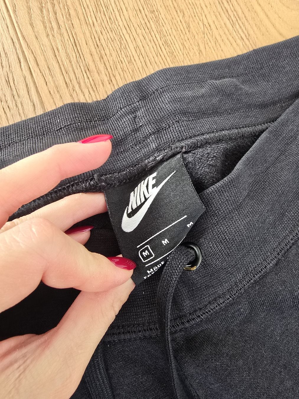 Nike Pantalons: Nike Joggers - Grösse M – D'occasion à Balterswil par kth_pvl2 1