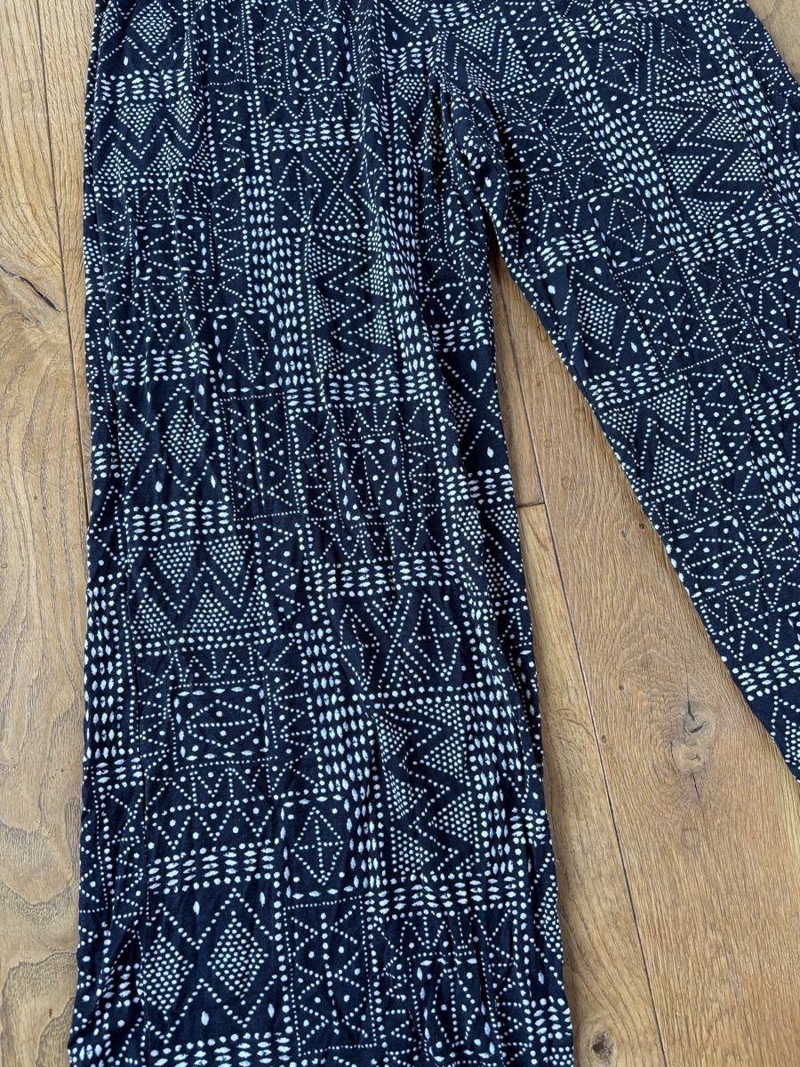 H&M Tute: H&M Jumpsuit in Grösse S – Usato da Frauenfeld venduto da lin_77m9 2