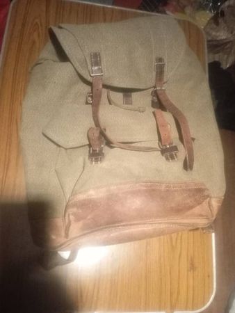 Robuster Schweizer Militär Rucksack - Top Zustand!