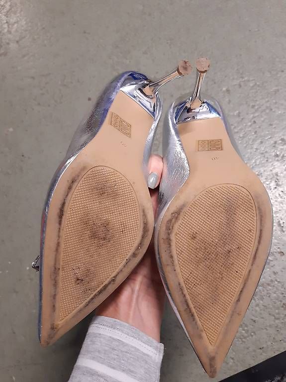 Scarpe da donna: Pumps silber – Usato da Nebikon venduto da Haidihooo 3