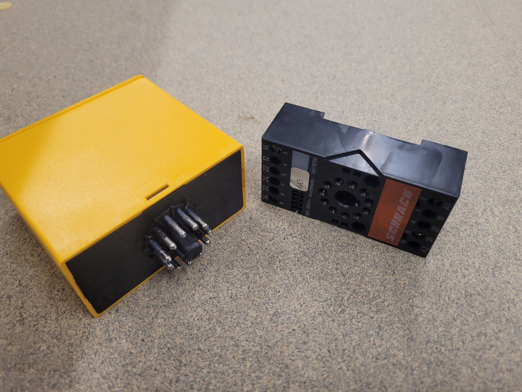 Sistema di controllo: Selectron GM Spannungsregler / GU-U 31-0 – Usato da Vitznau venduto da Vitznau84 5