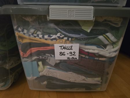 Caisse Habits enfants taille 86-92