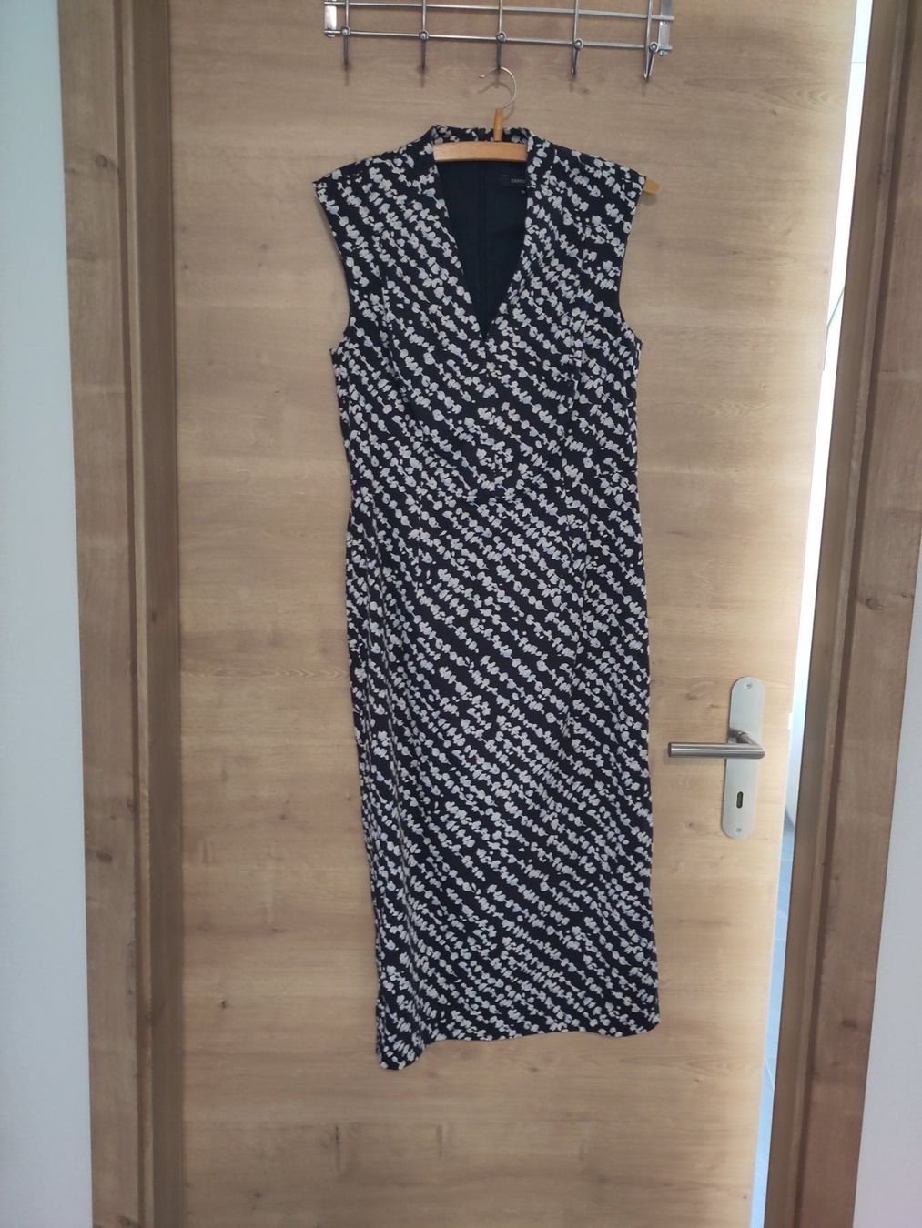 Esprit Vestiti: 4 Robes – Usato da St-Aubin FR venduto da FBADF 4