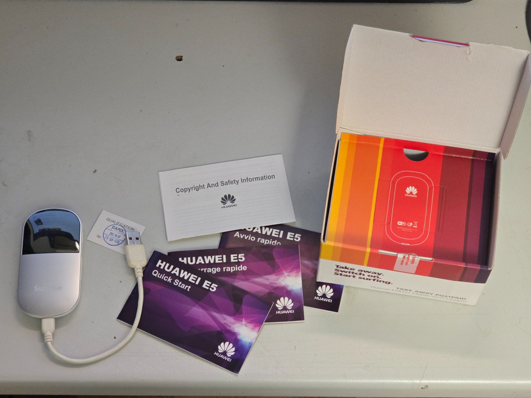 Huawei Modem & Router: Huawei E5832 / USB-WLAN-3G-WLAN-Router – Nuovo (secondo la descrizione) da Reinach AG venduto da softwareladen 2