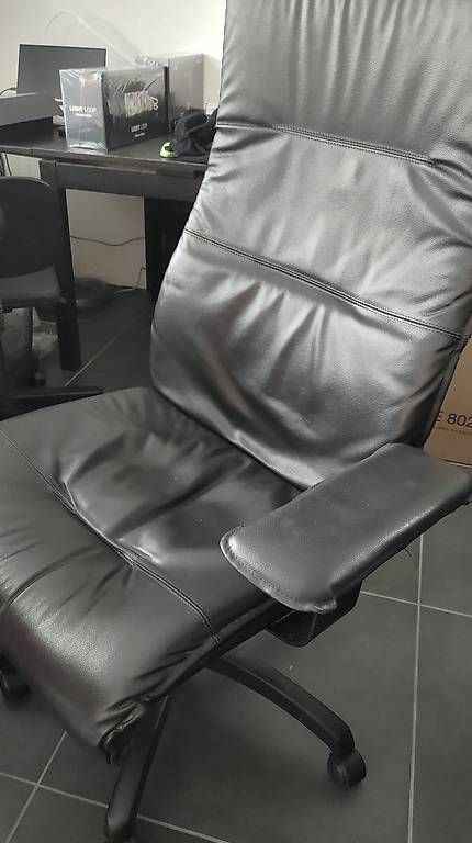 Sedie: Chaise de bureau en cuir – Usato da Chatonnaye venduto da scharf 1
