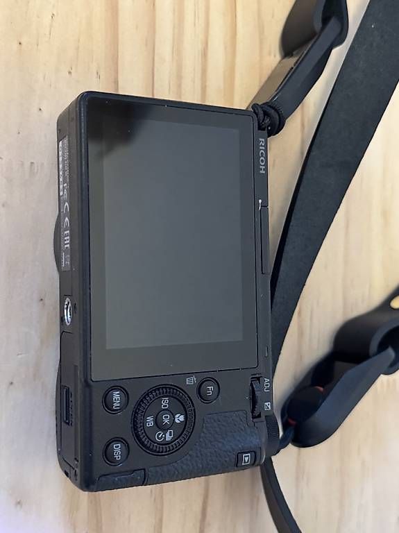 Fotocamera: Ricoh GR III Urban Edition Kit – Usato da Zürich venduto da hartmann.r 3