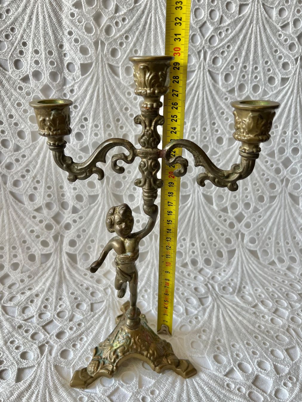 Bougeoirs: Antiker Messing Kerzenständer Mit Putto 1100 Gr – D'occasion à Frenkendorf par Only1 7