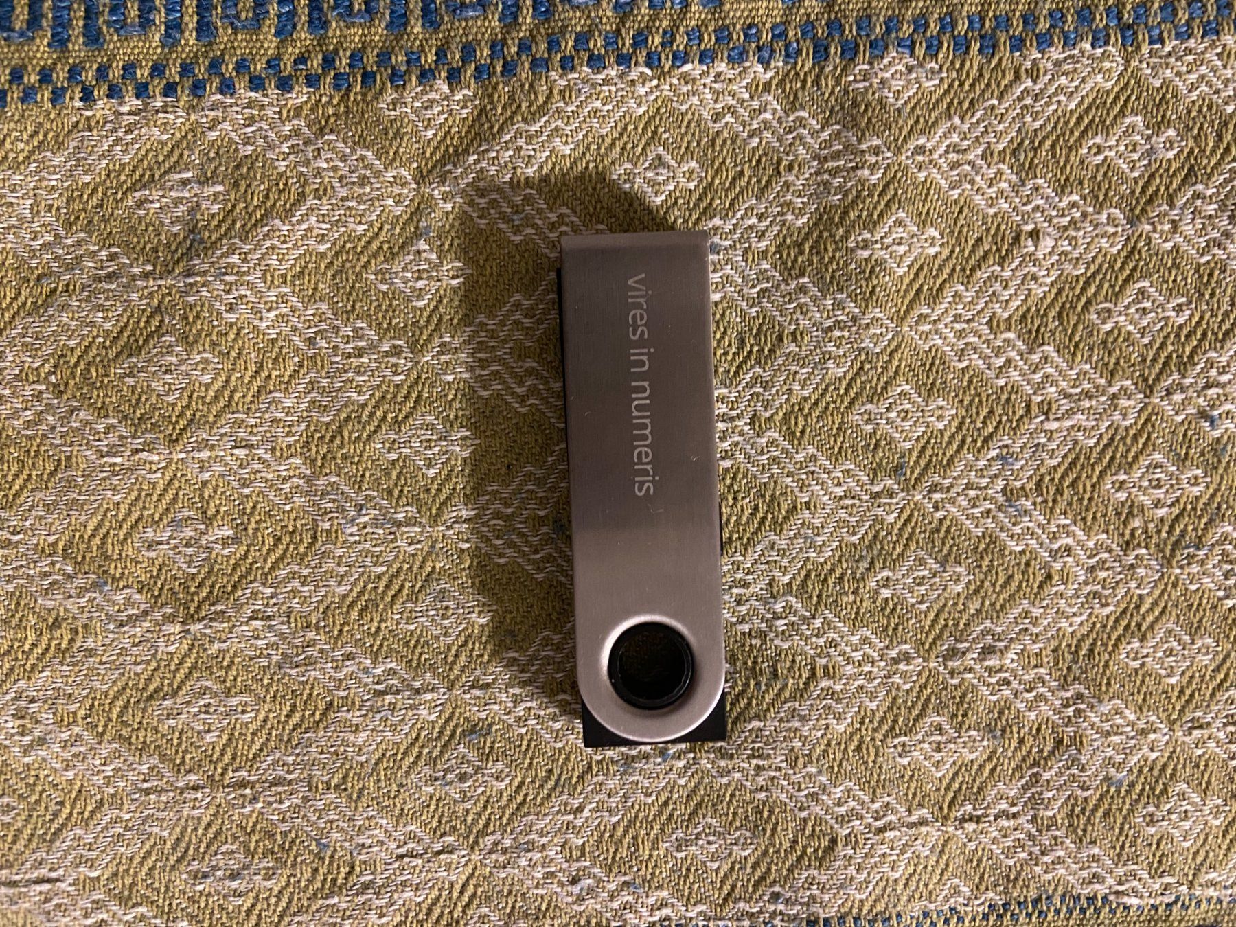 Coin Miner: Ledger Nano S – Usato da Bellinzona venduto da SuisseElectronics