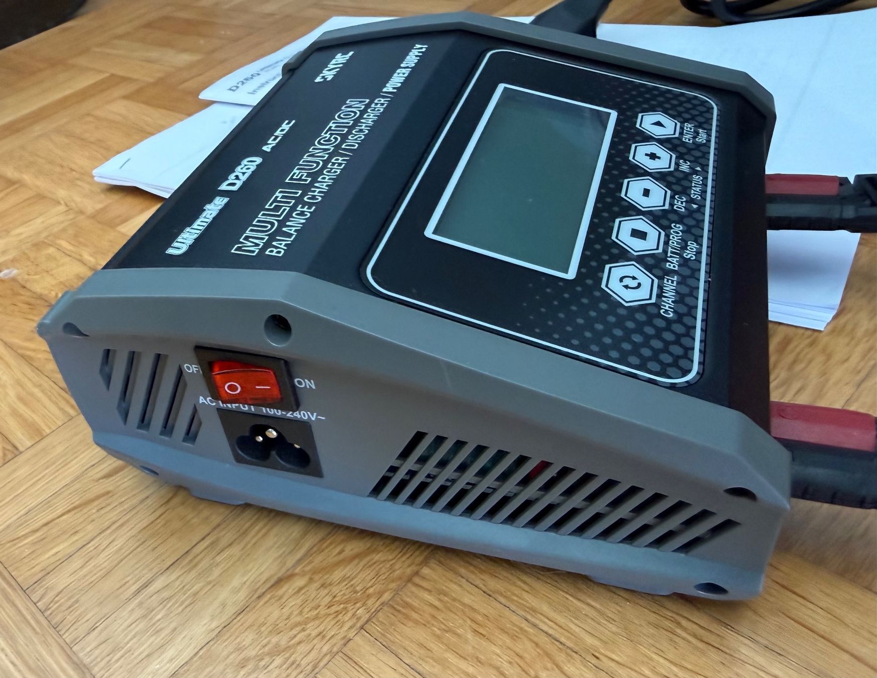 SkyRC Akkus, Ladegeräte & Netzgeräte: Dual-Ladegerät D260 AC/DC 2x 130W – Neu (gemäss Beschreibung) aus Rüti ZH von amei1966 3