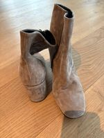 Tosca blu suede boots