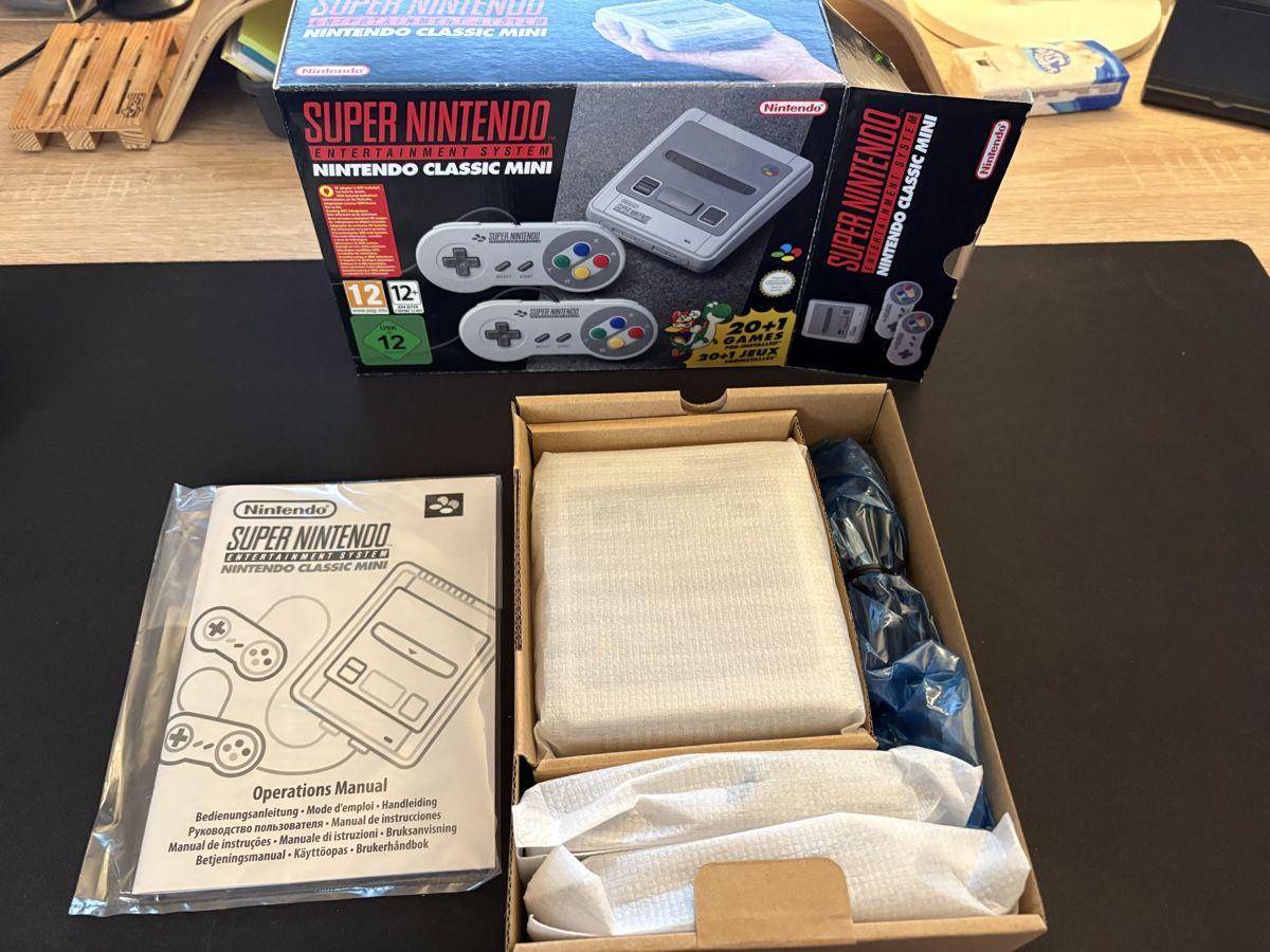 Nintendo Console: Super Nintendo Classic Mini / Neuve – Nuovo e nell'imballaggio originale da Tavannes venduto da kev_77jk 2