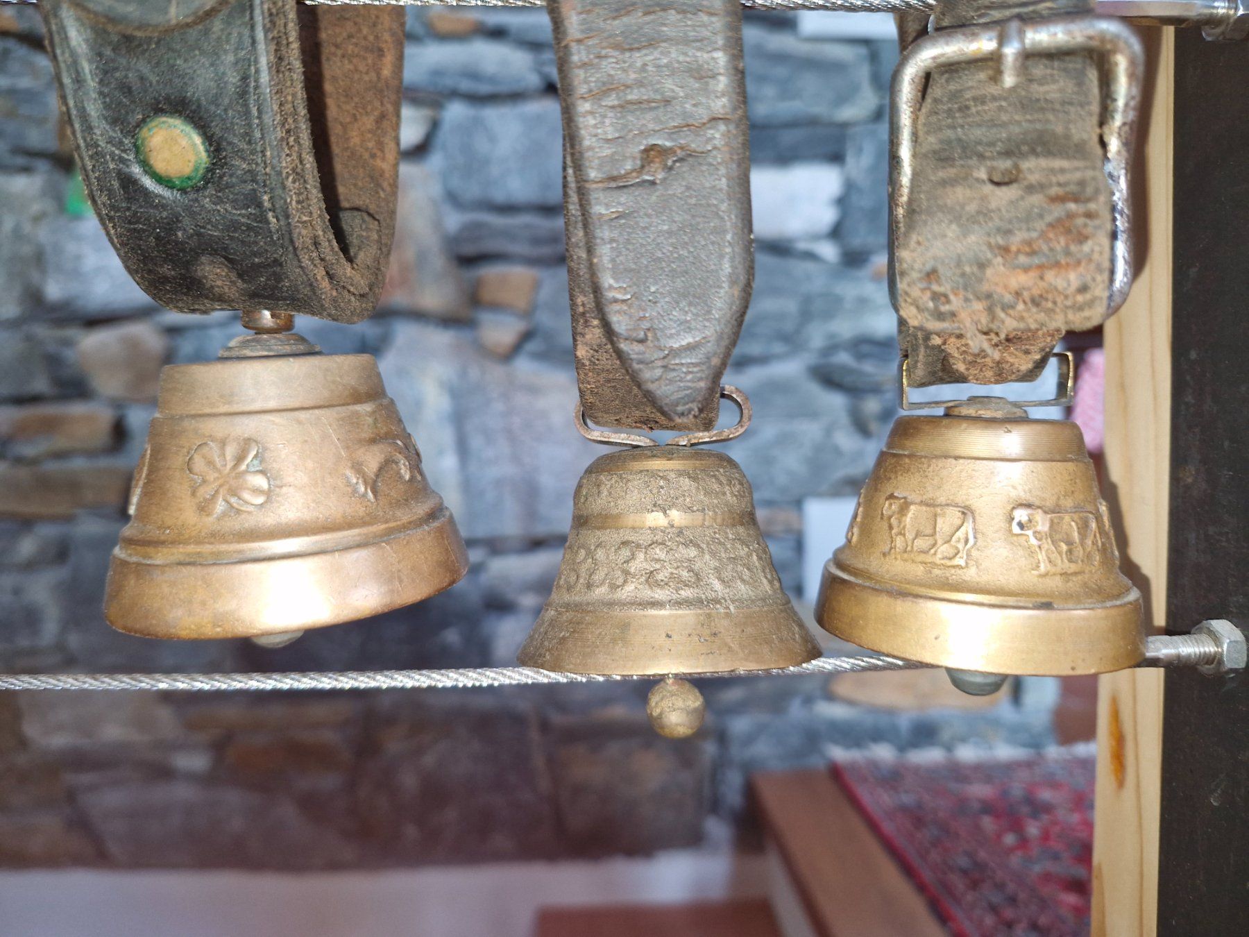 Cloches & sonnailles: Ziegen-Schafglöggli – D'occasion à Guarda par rue_bpd7 1