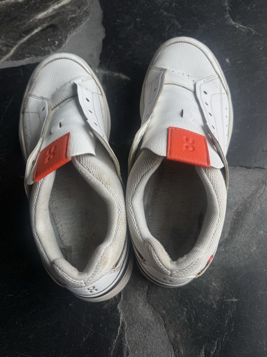 Scarpe da donna: On Roger sneaker/basket size 39 – Usato da Davos Dorf venduto da gin_8k9d 4