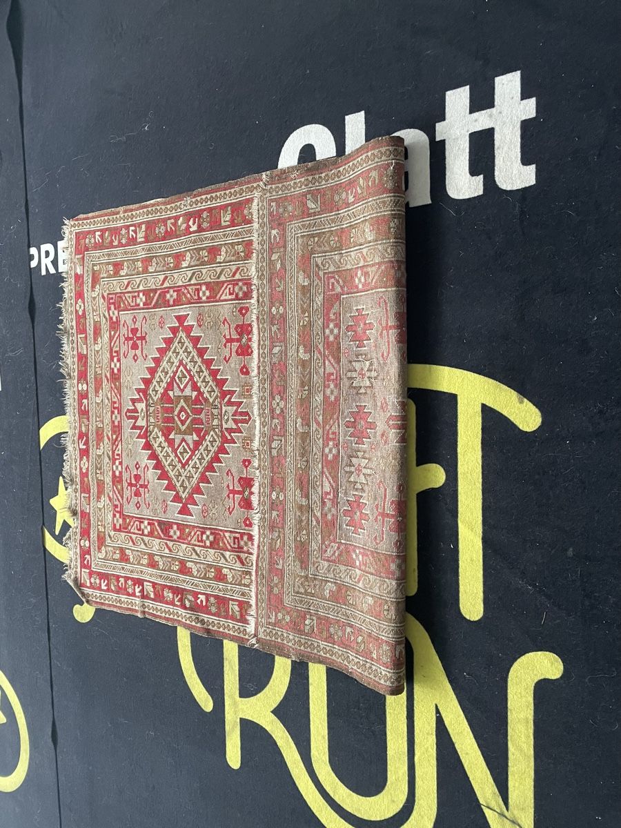 Tappeti: Antiker Teppich 160x117 – Usato da Volketswil venduto da Edwiga01 2