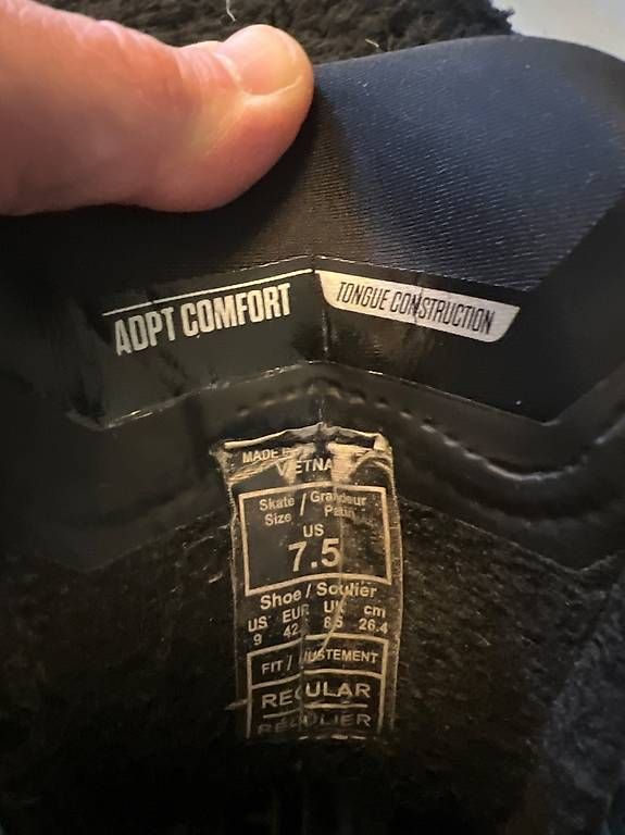 Ccm Pattini da ghiaccio: CCM Tacks XC Pro 2025 Gr 7.5 – Usato da Oberbuchsiten venduto da Djunker 2