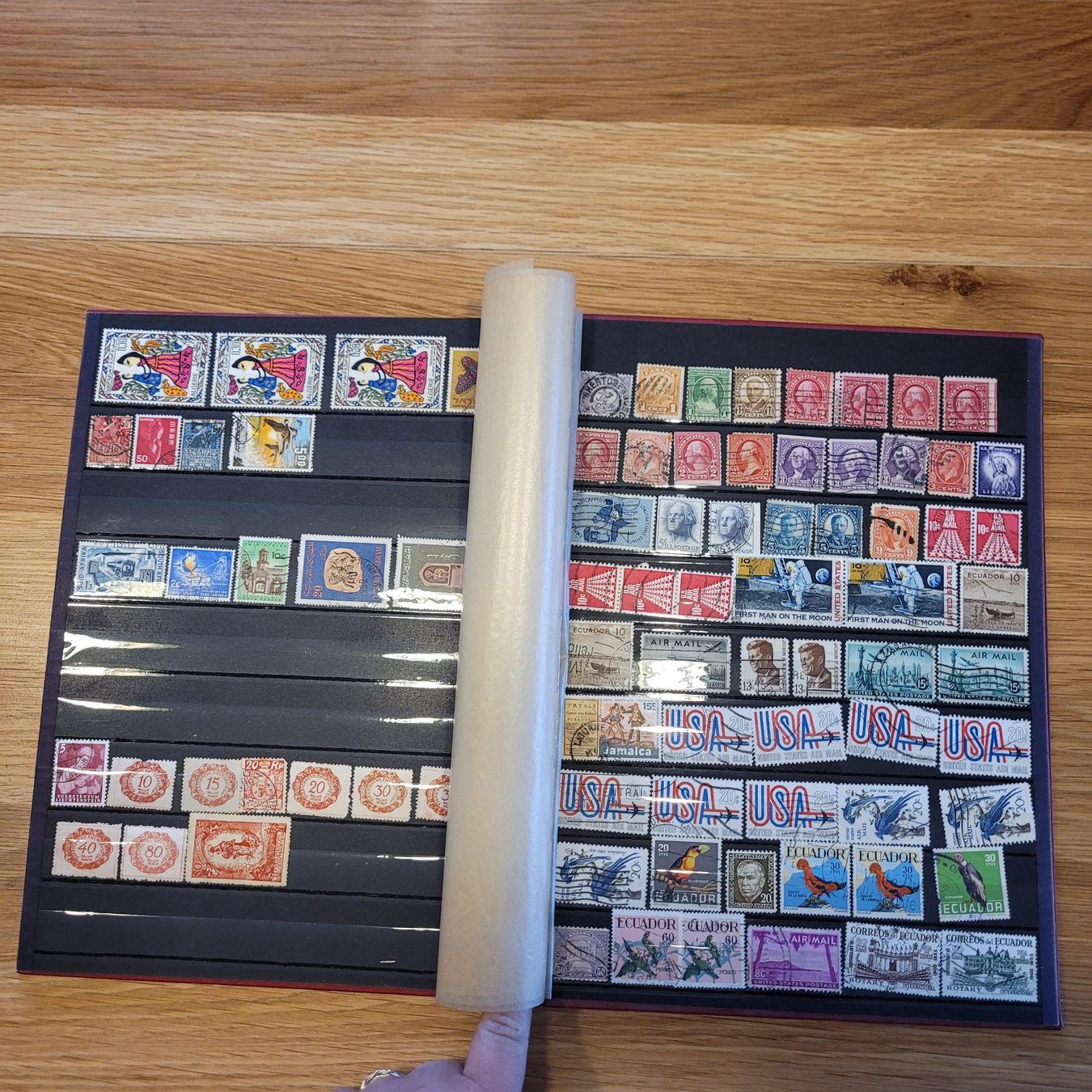 Tous les timbres: Album mit Marken – D'occasion à Biel/Bienne par Destockweb 2