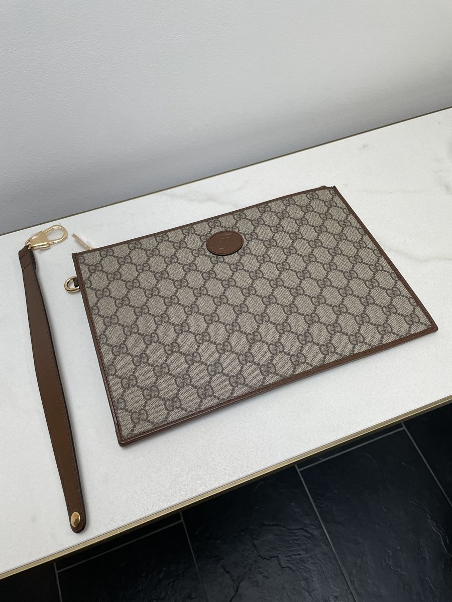 Gucci Borse: NEW Gucci pouch Supreme GG Azalea – Nuovo e nell'imballaggio originale da Vacallo venduto da kellyyy