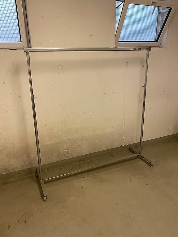 Altro in Decorazioni & Accessori: Kleiderständer  – Usato da Ostermundigen venduto da MariPa55