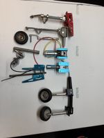 Carrelli retrattili pneumatici