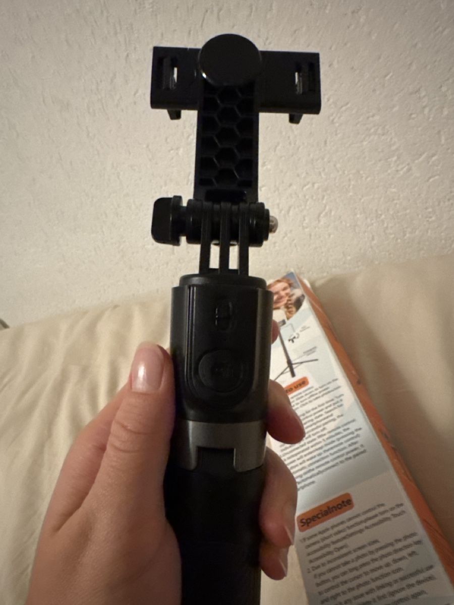 Treppiedi & Teste: Riseofle selfie/live broadcast stand. – Nuovo (secondo la descrizione) da Chavannes-de-Bogis venduto da dle_5x5y 6
