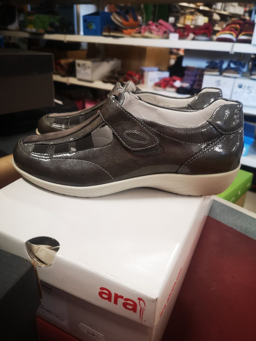 Ara Damenschuhe: ARA – Neu und originalverpackt aus Möhlin von Highwaytom 2