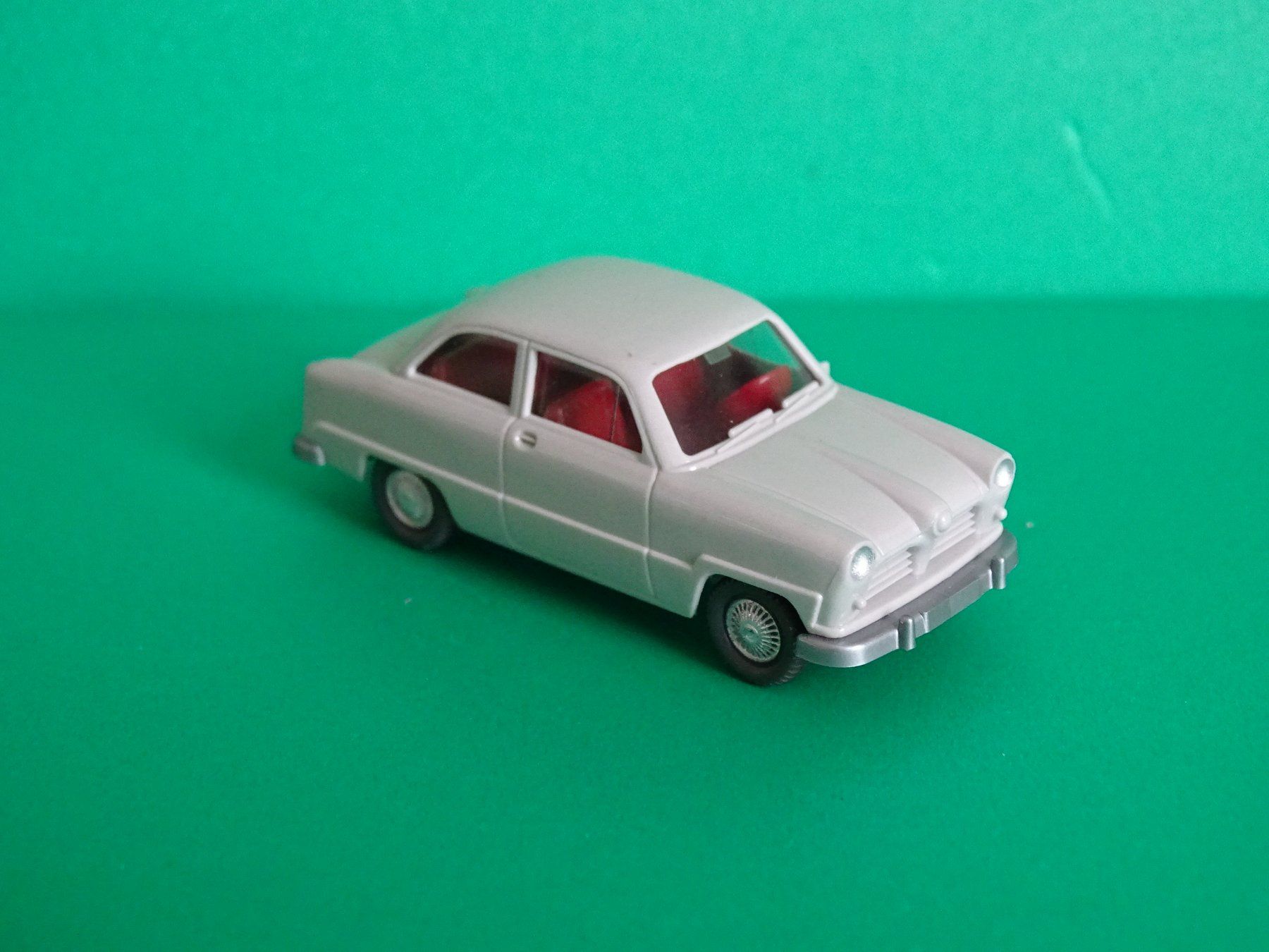 Wiking Modellini d'auto: Ford 12m von Wiking 1/87 – Usato da Bretzwil venduto da Meex 1