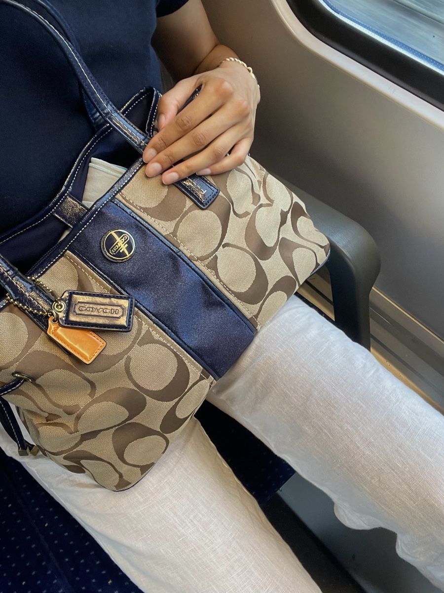 Coach Borse da donna: Vintage Coach Tasche navy/khaki monogram Y2K – Usato da Steinhausen venduto da mel_8hrx 1