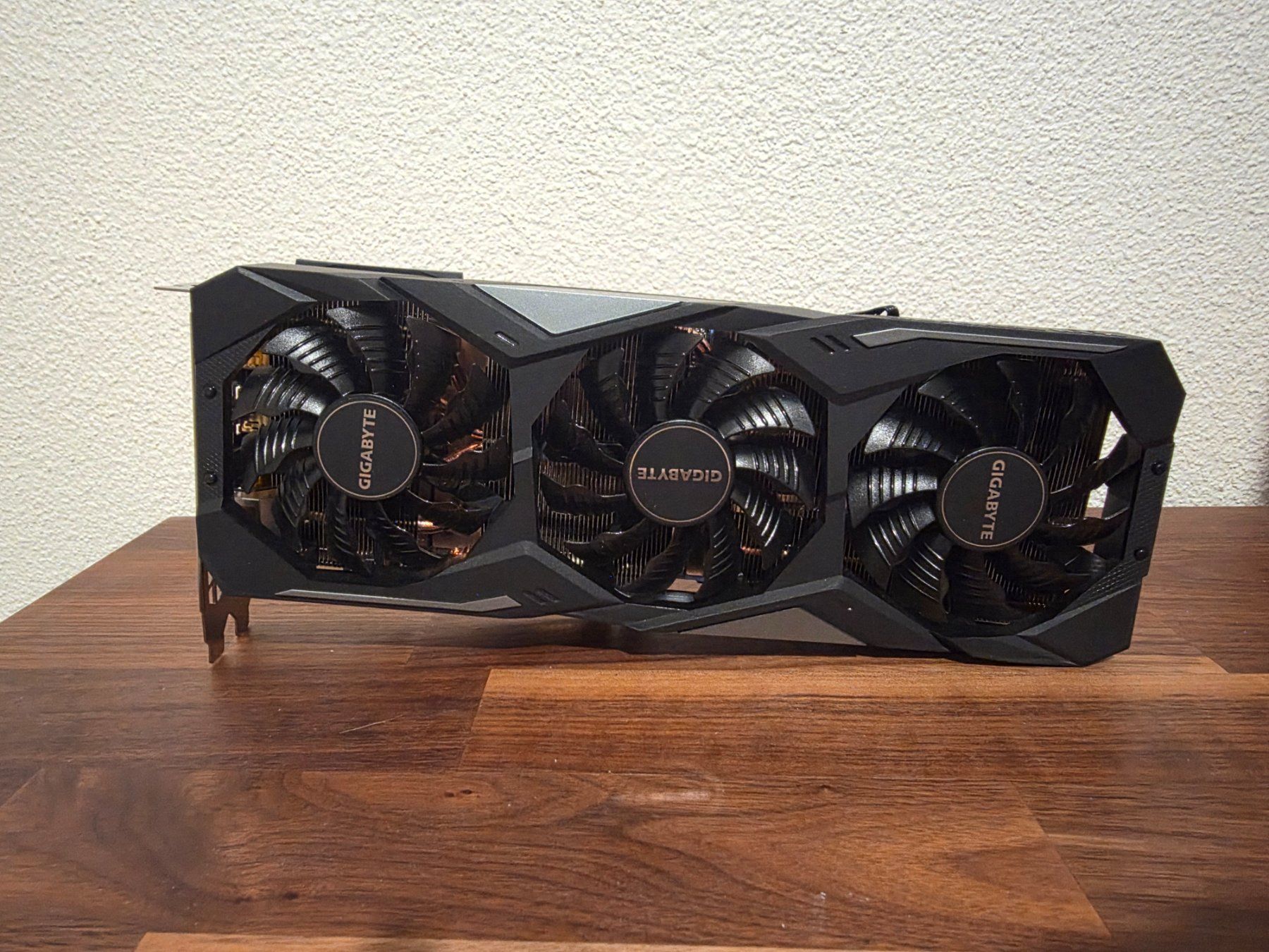Gigabyte Schede grafiche: GIGABYTE RTX 2080 Ti GAMING OC 11G – Usato da Döttingen venduto da it_fan_95