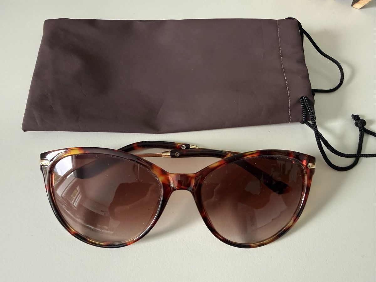 Occhiali & Lenti: Sonnenbrille  – Usato da Stansstad venduto da InStyle8
