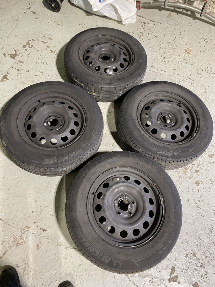Pneumatici & Ruote complete: Räder Lieferwagen – Usato da niederbipp venduto da 77mike13