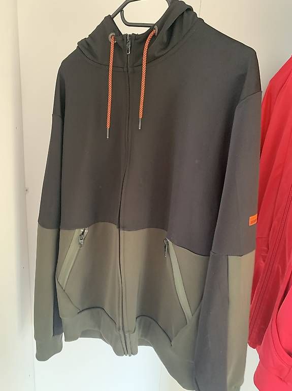Giacche: Sportjacke – Usato da Winterthur venduto da Jenny_Blondie
