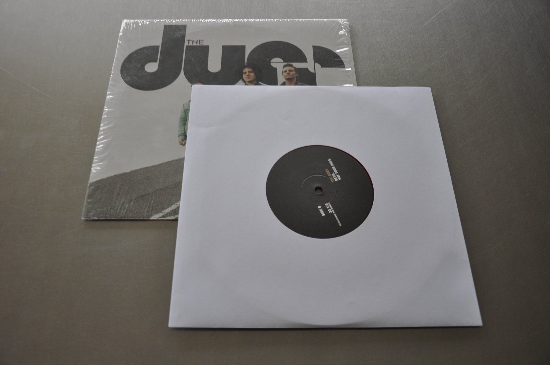Dischi in vinile: THE DUES 10 PAY YOUR DUES – Nuovo (secondo la descrizione) da Sion venduto da jaipur1401 2