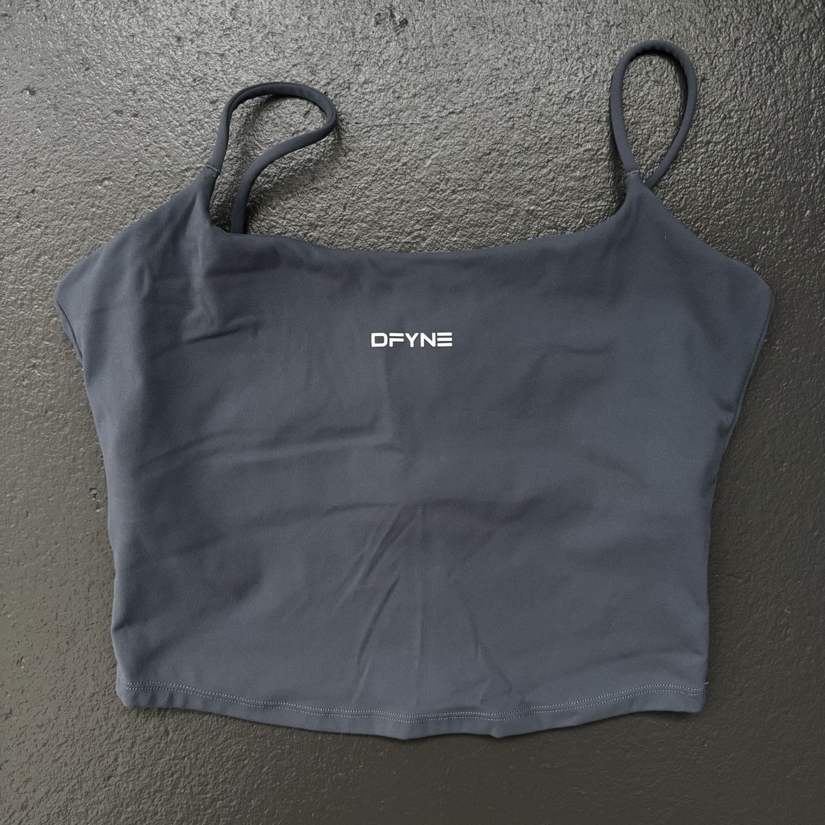DFYNE Tops: Dfyne Strappy Top M blau – Gebraucht aus Winterthur von vic_1256